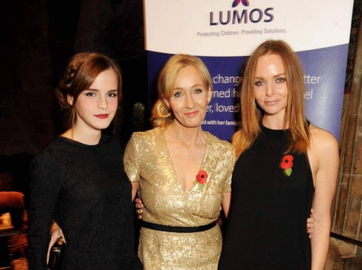 J.K. Rowling con el karma del seudónimo