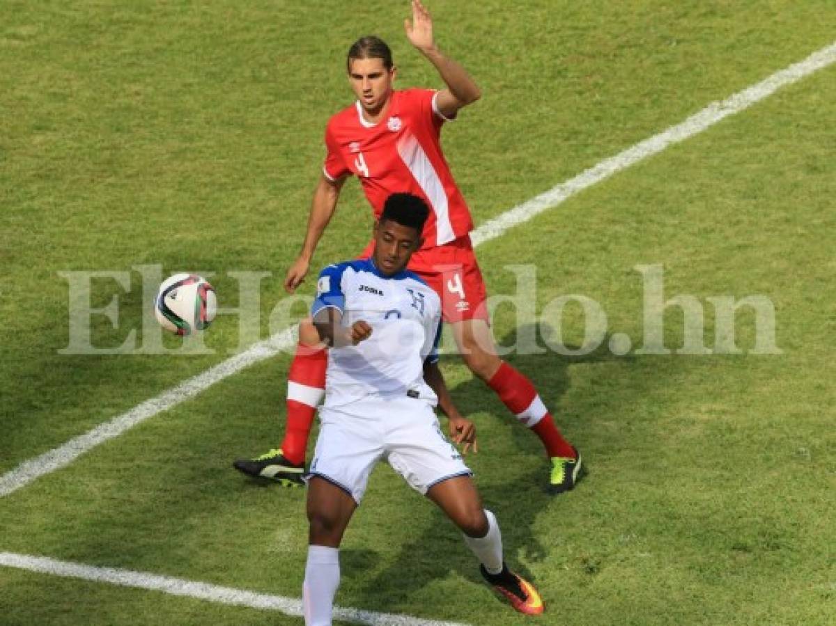 Honduras: Choco Lozano falla el primer gol ante Canadá