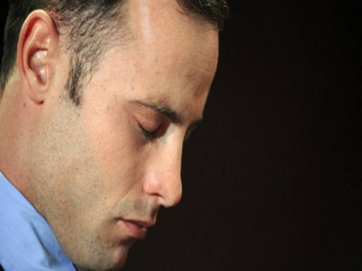 Pistorius es 'un hombre roto y al borde del suicidio'