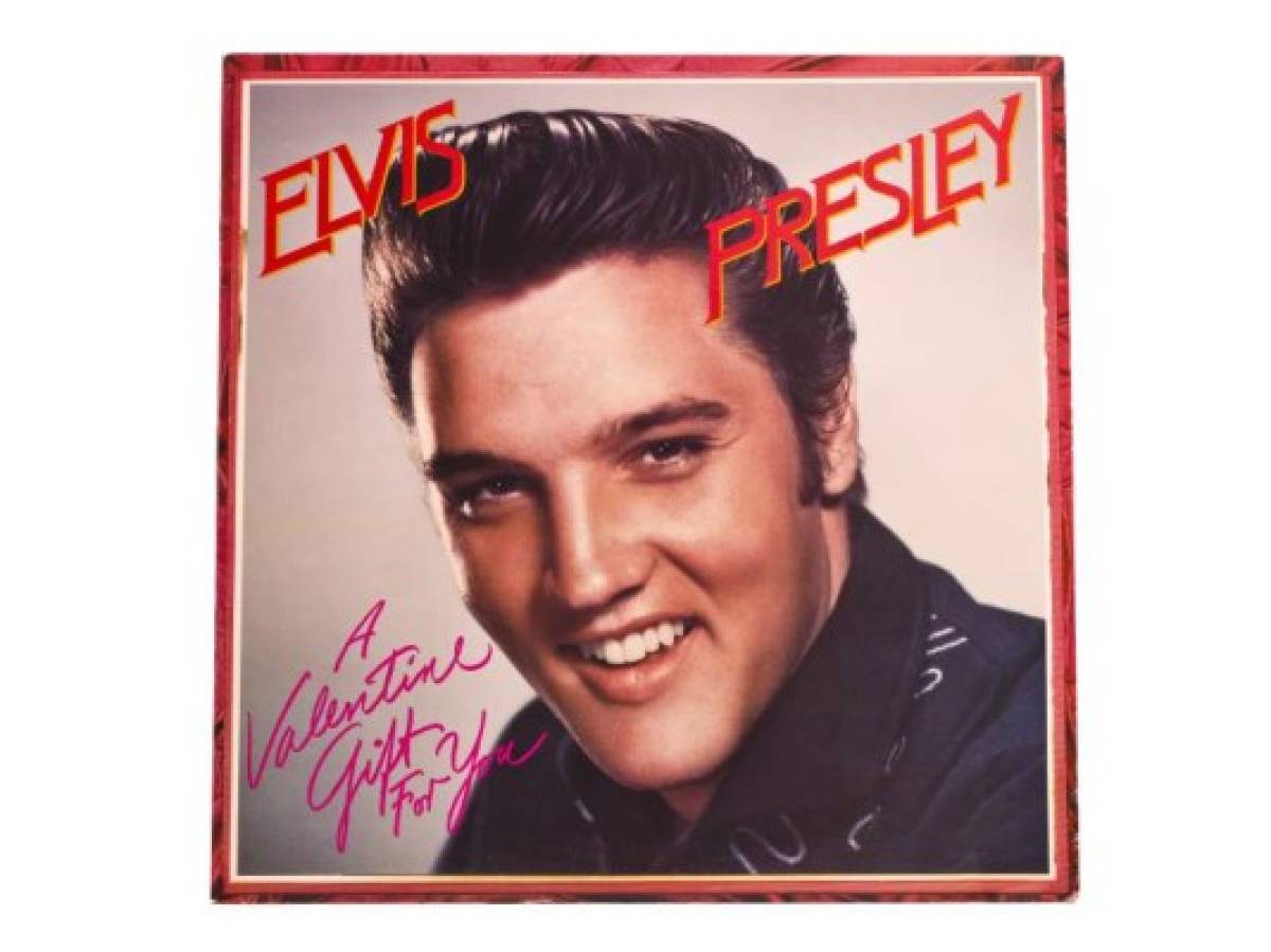 a cuatro décadas de su muerte, Elvis presley sigue siendo el Rey del rock n’ roll