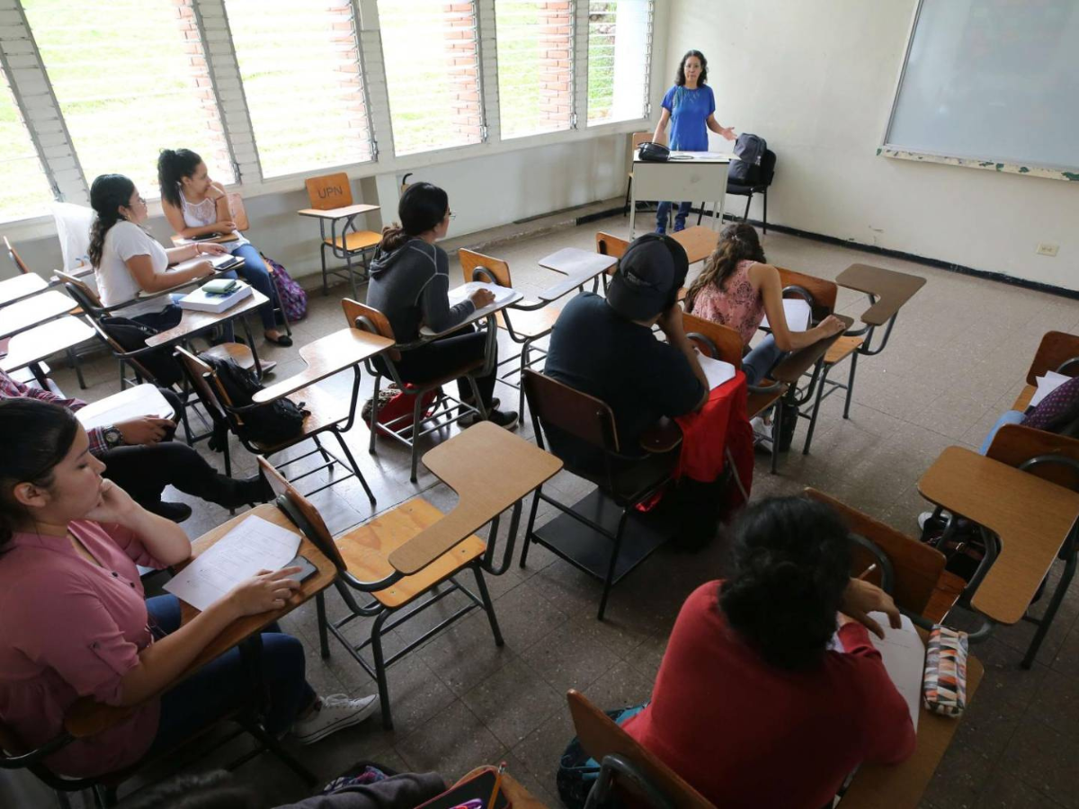 $!Docentes y trabajadores de la UPNFM pidieron la intervención del Congreso desde 2023.