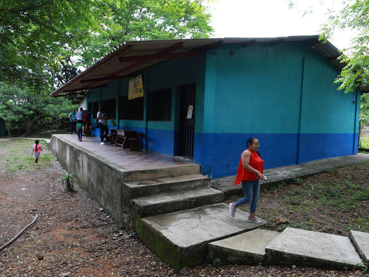 $!En la escuela La Fraternidad de Esquimay, Pespire, Choluteca, solo les dan 5,350 lempiras al año.