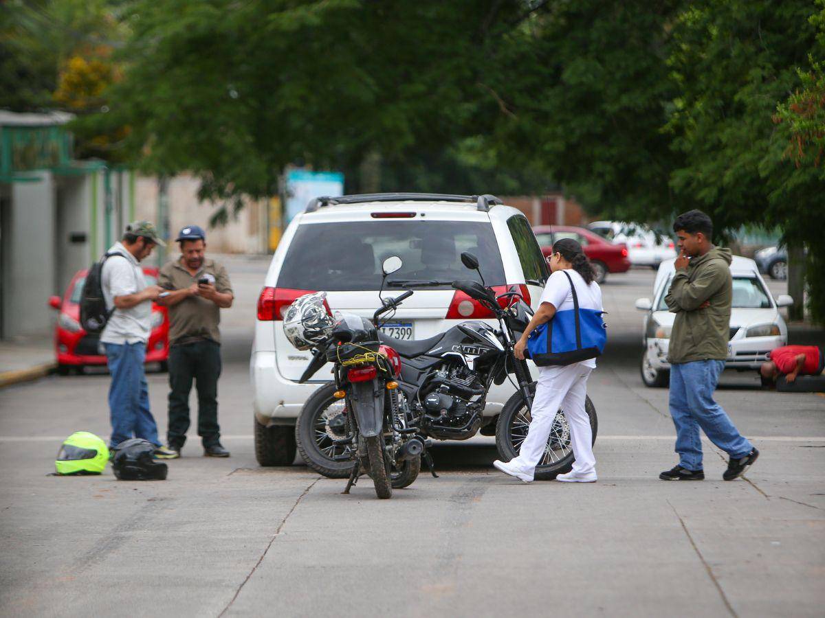 $!Unos 15 accidentes de motos diarios se registran en el país, según Tránsito.