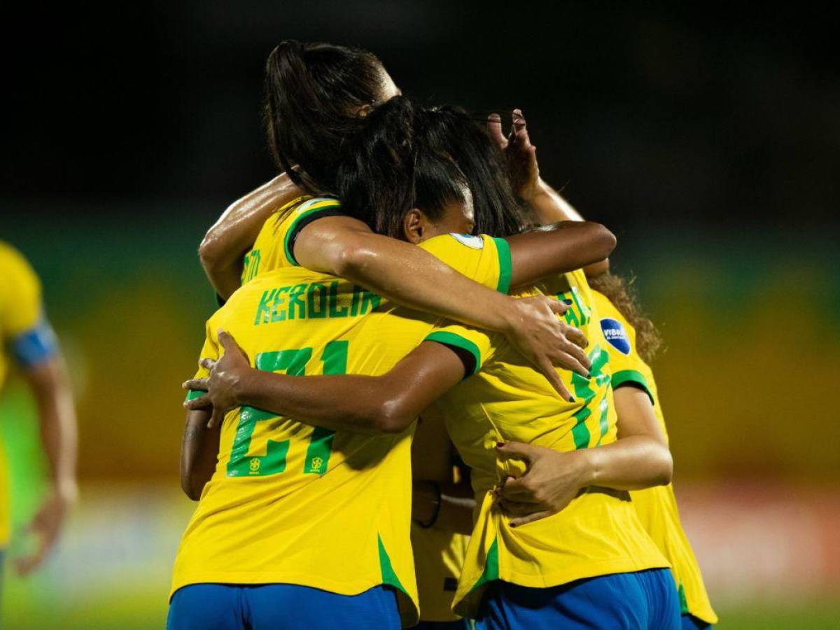 Brasil derrota 2-0 a Paraguay y se cita con Colombia en final de Copa América femenina