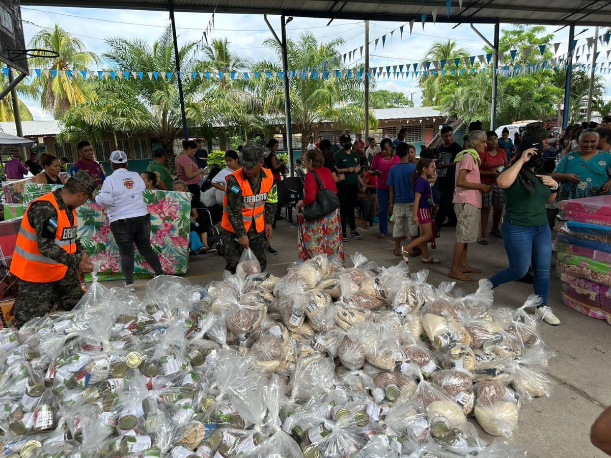 Brigadas, agua y charlas, en la labor social que realiza el Ejército