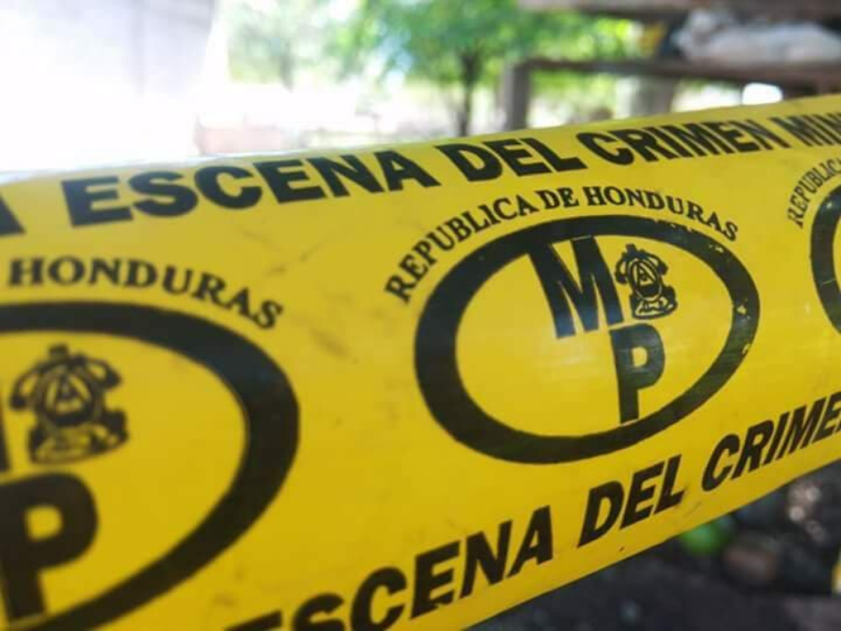 Hallan dos cadáveres embolsados en la Rivera Hernández de San Pedro Sula