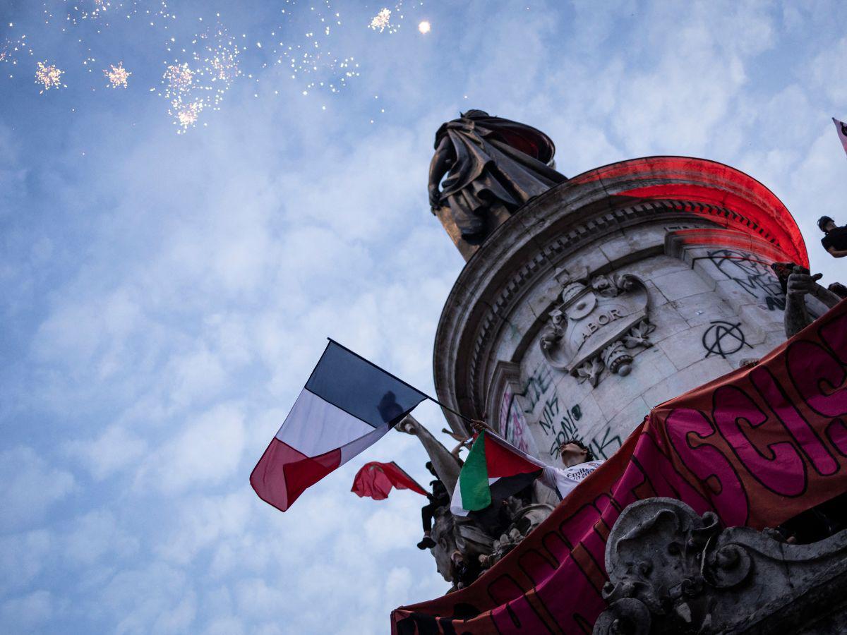 La izquierda se impone en las elecciones legislativas de Francia