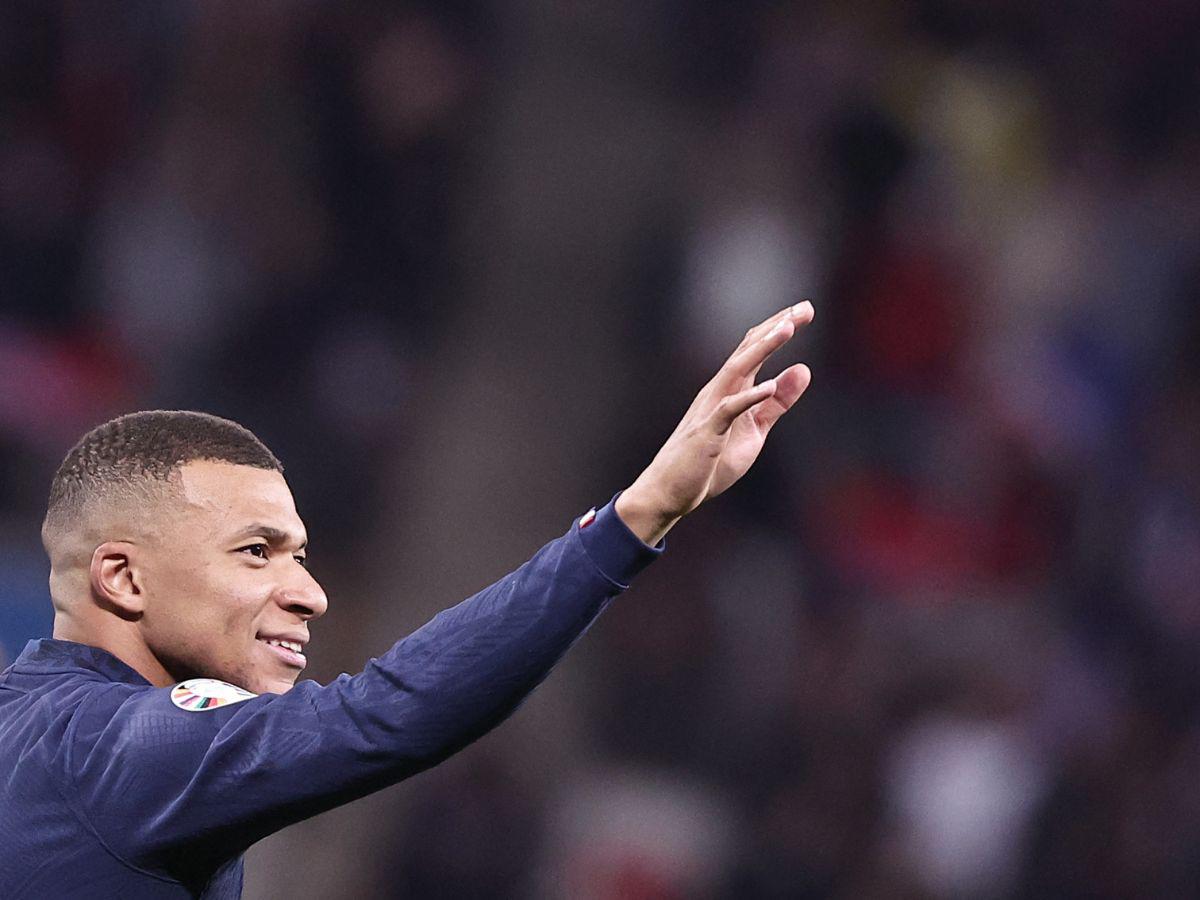 Mbappé oficializa su salida del París Saint-Germain