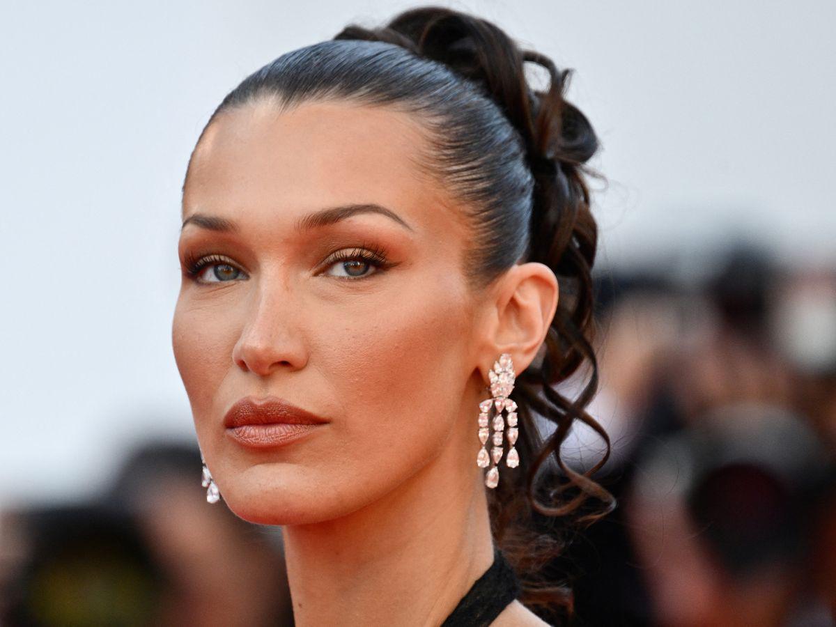 Retiran a modelo Bella Hadid de campaña por solidarizarse con Palestina