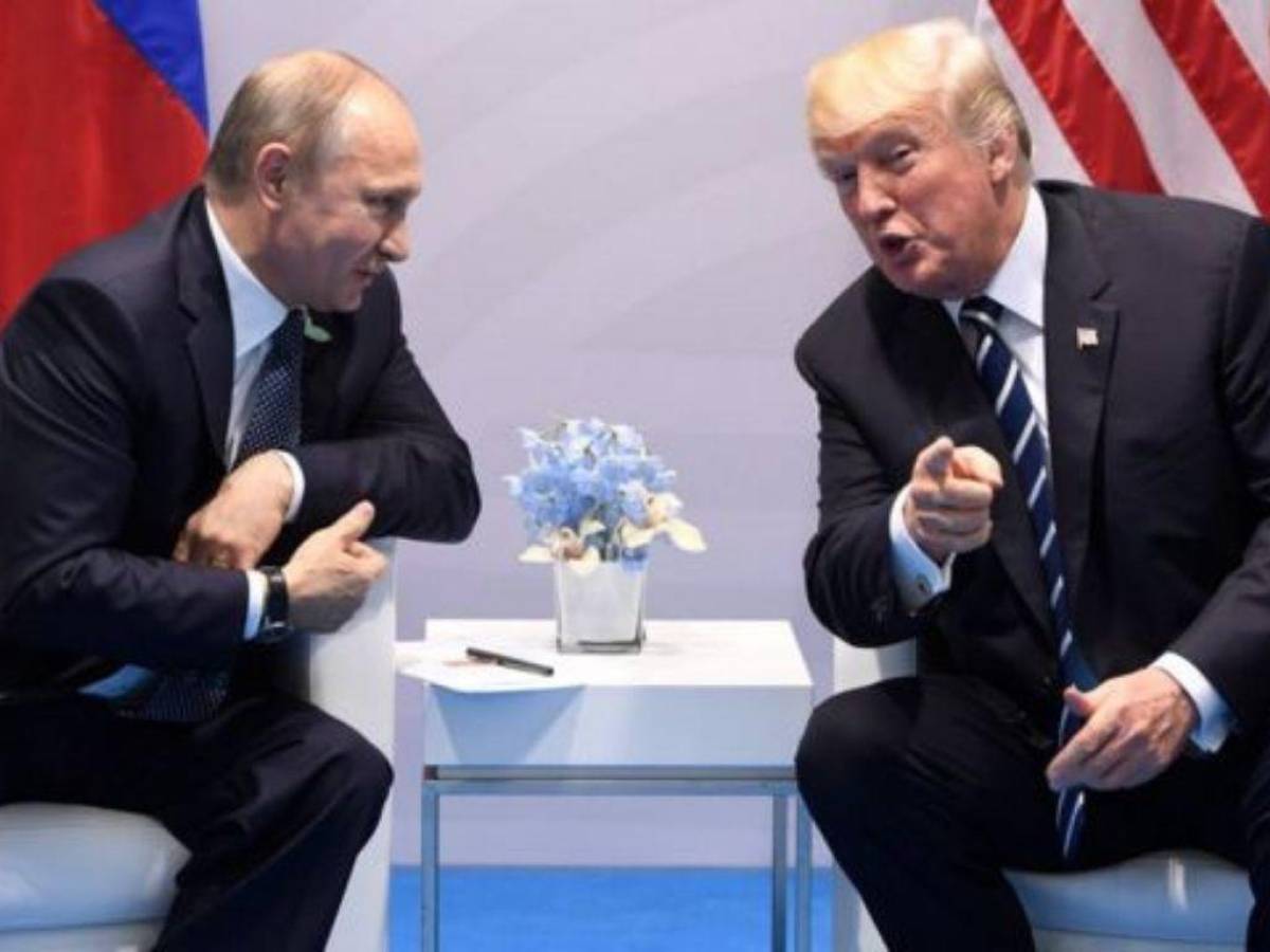 Donald Trump califica de “genial” la decisión de Putin de reconocer regiones separatistas de Ucrania