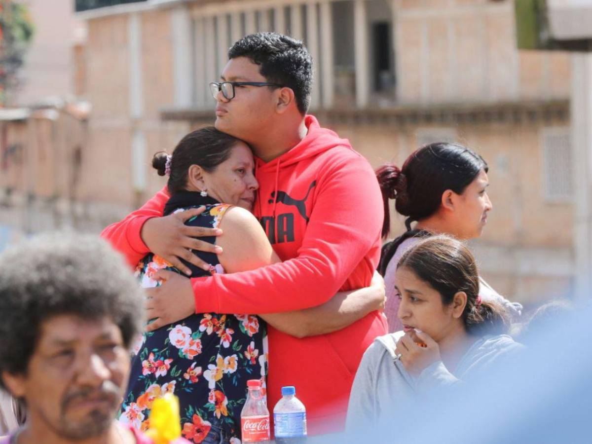 Devastados y sin sustento, comerciantes de Comayagüela enfrentan tragedia tras incendio