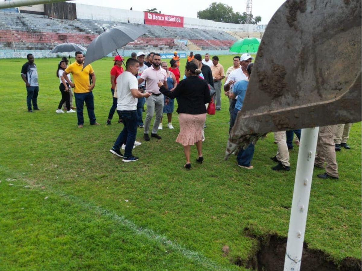 Estadio Ceibeño es cerrado porque inician cambio de grama híbrida y otros arreglos