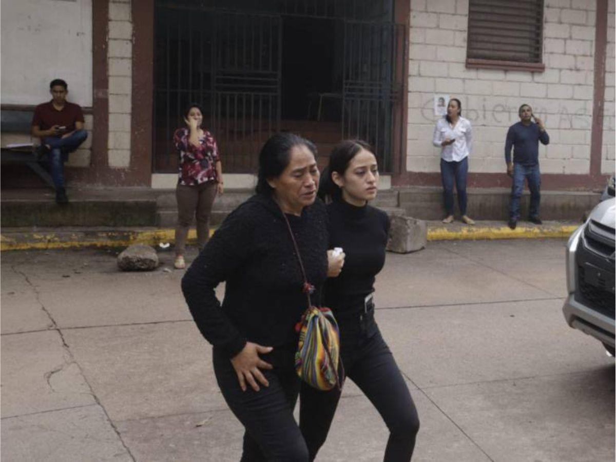 Los familiares de Erick Pérez reclaman justicia por su vil asesinato.