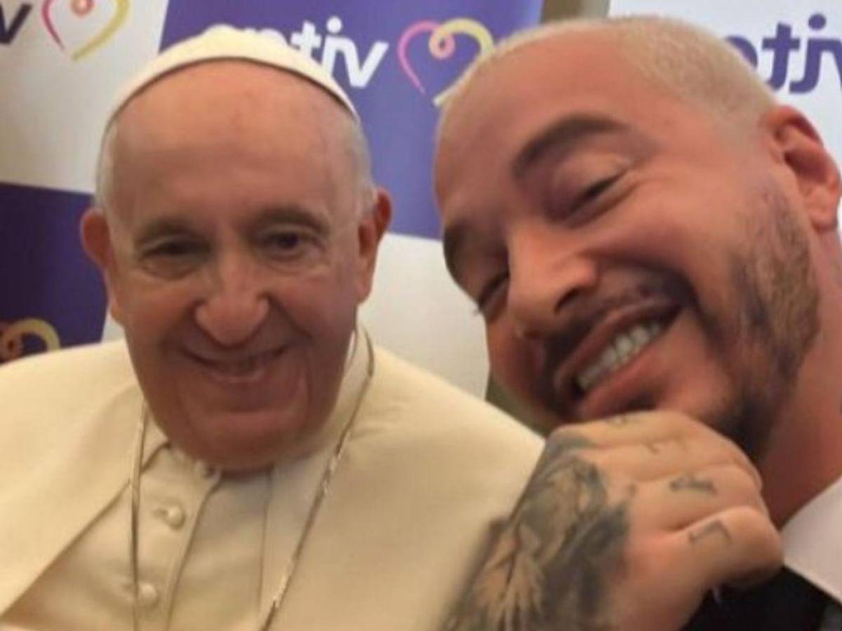 J Balvin tras su encuentro con el papa Francisco: “Es espectacular, yo lo amo”