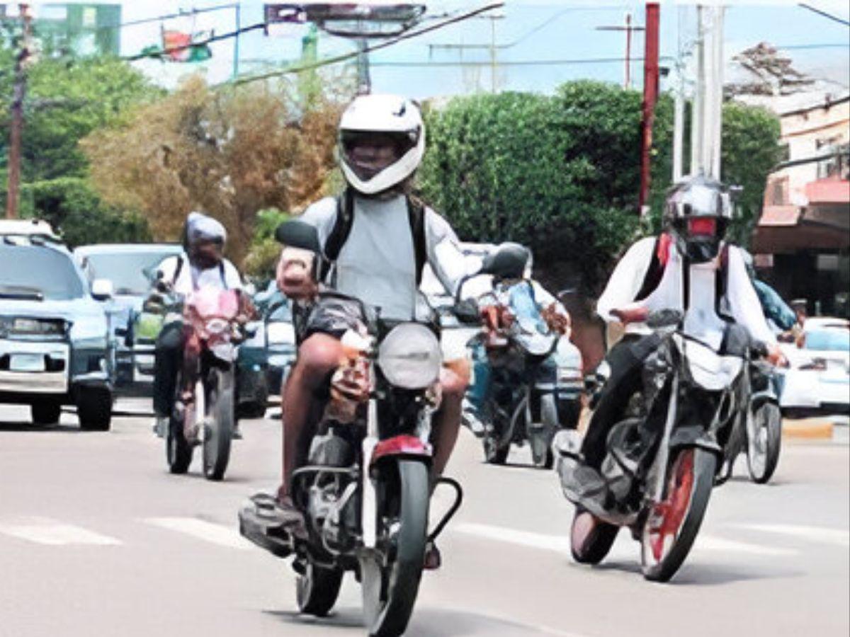 El Instituto de la Propiedad se queda sin placas para motocicletas