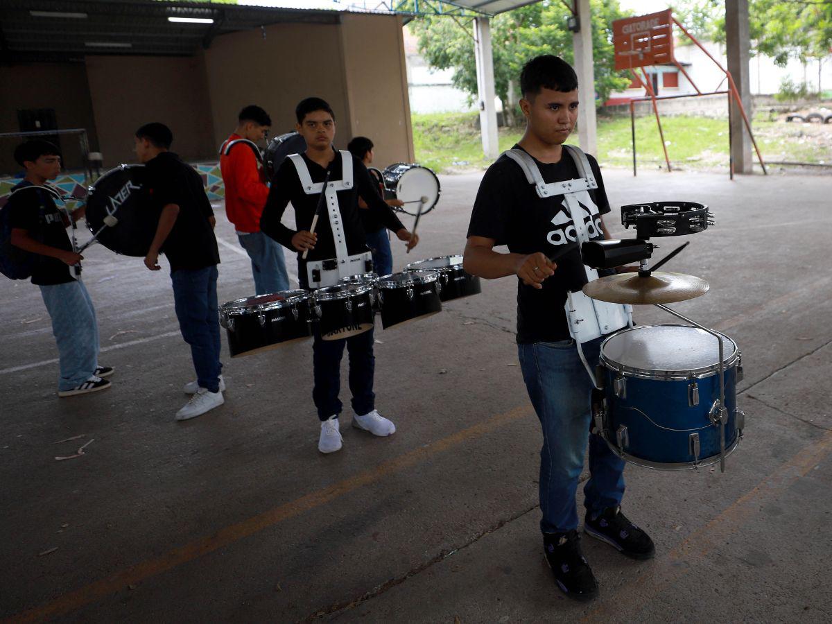 Talento y pasión: banda del Saúl Zelaya Jiménez lista para los desfiles patrios