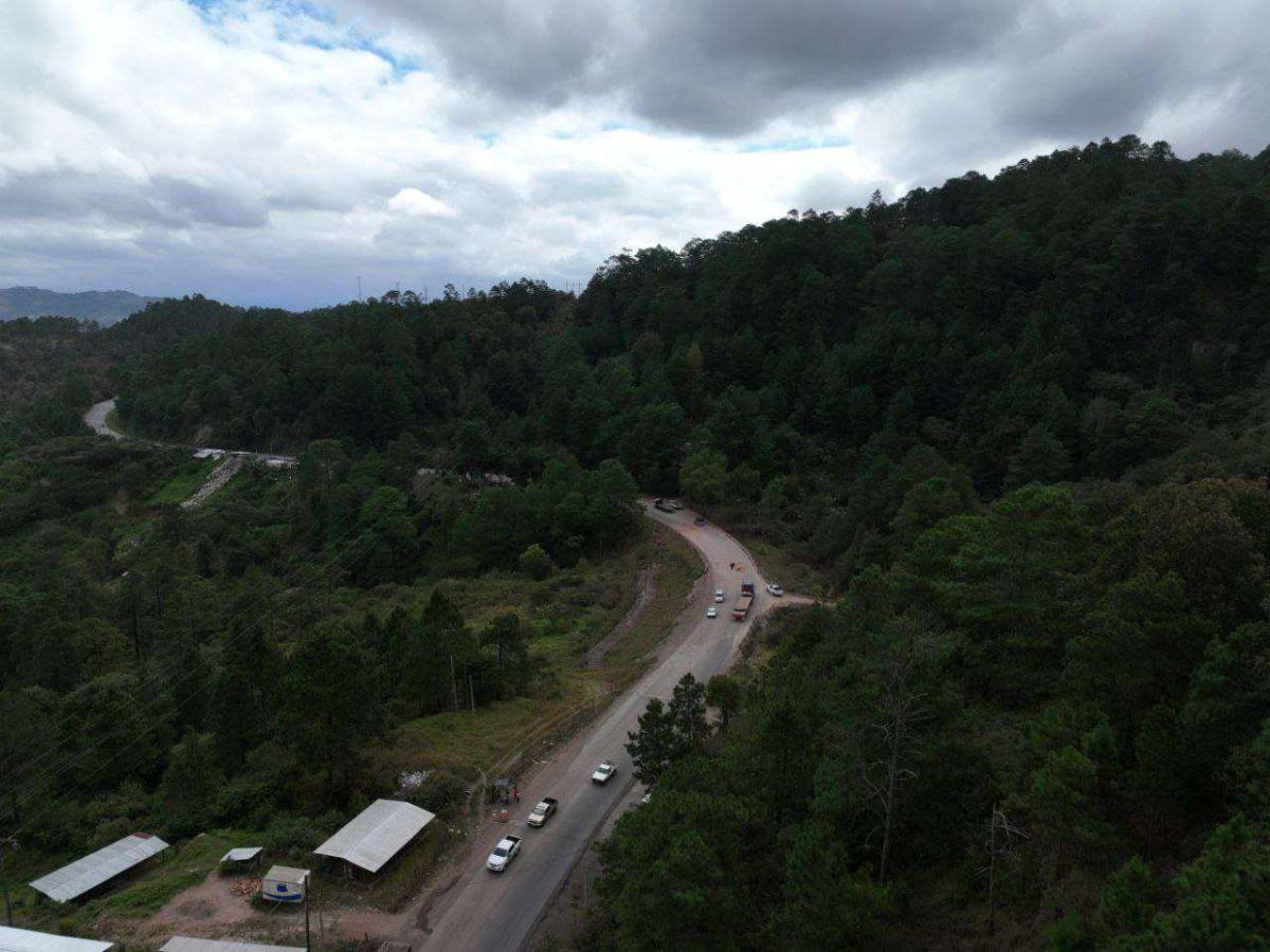 Un puente puede ser una solución en la peligrosa carretera hacia Danlí