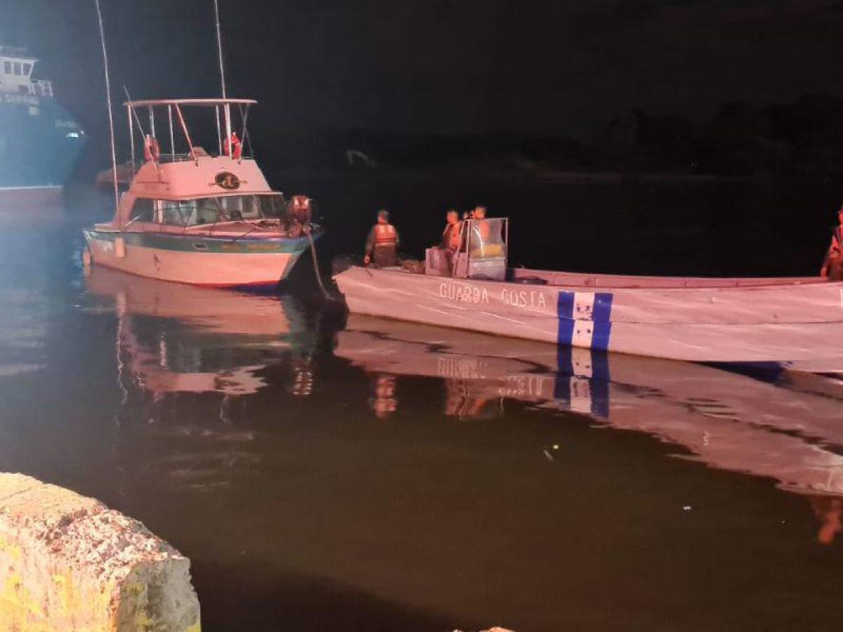 Rescatan a seis personas que habían naufragado en el mar Caribe de Honduras