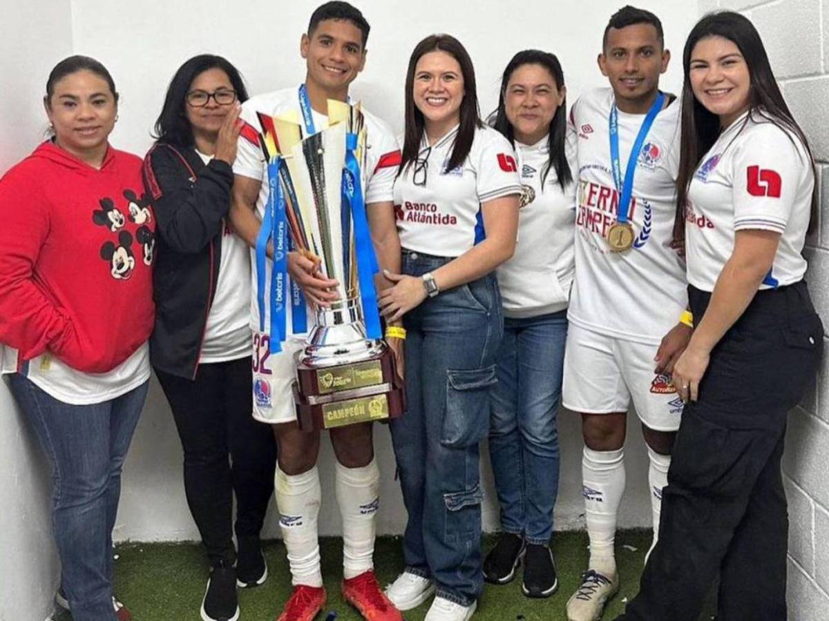 Jugador de Olimpia prepara boda por la iglesia tras la final ante Motagua