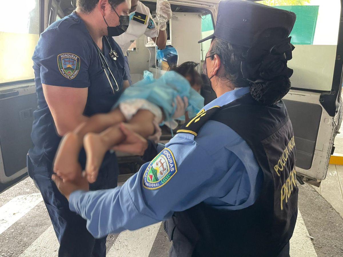 Niña de tres años entre los pacientes trasladados a la capital tras incendio en hospital de Roatán