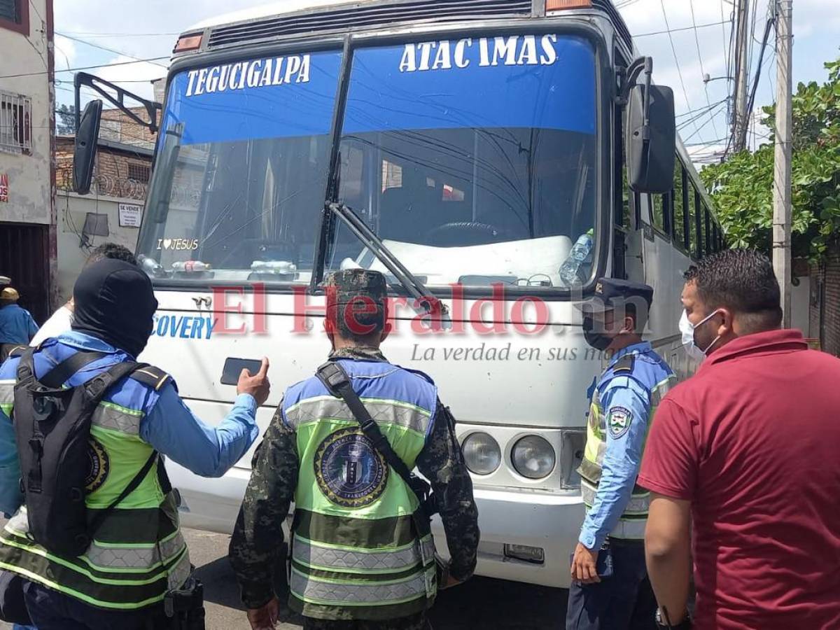 Atentan contra el conductor de bus interurbano en un sector de Comayagüela