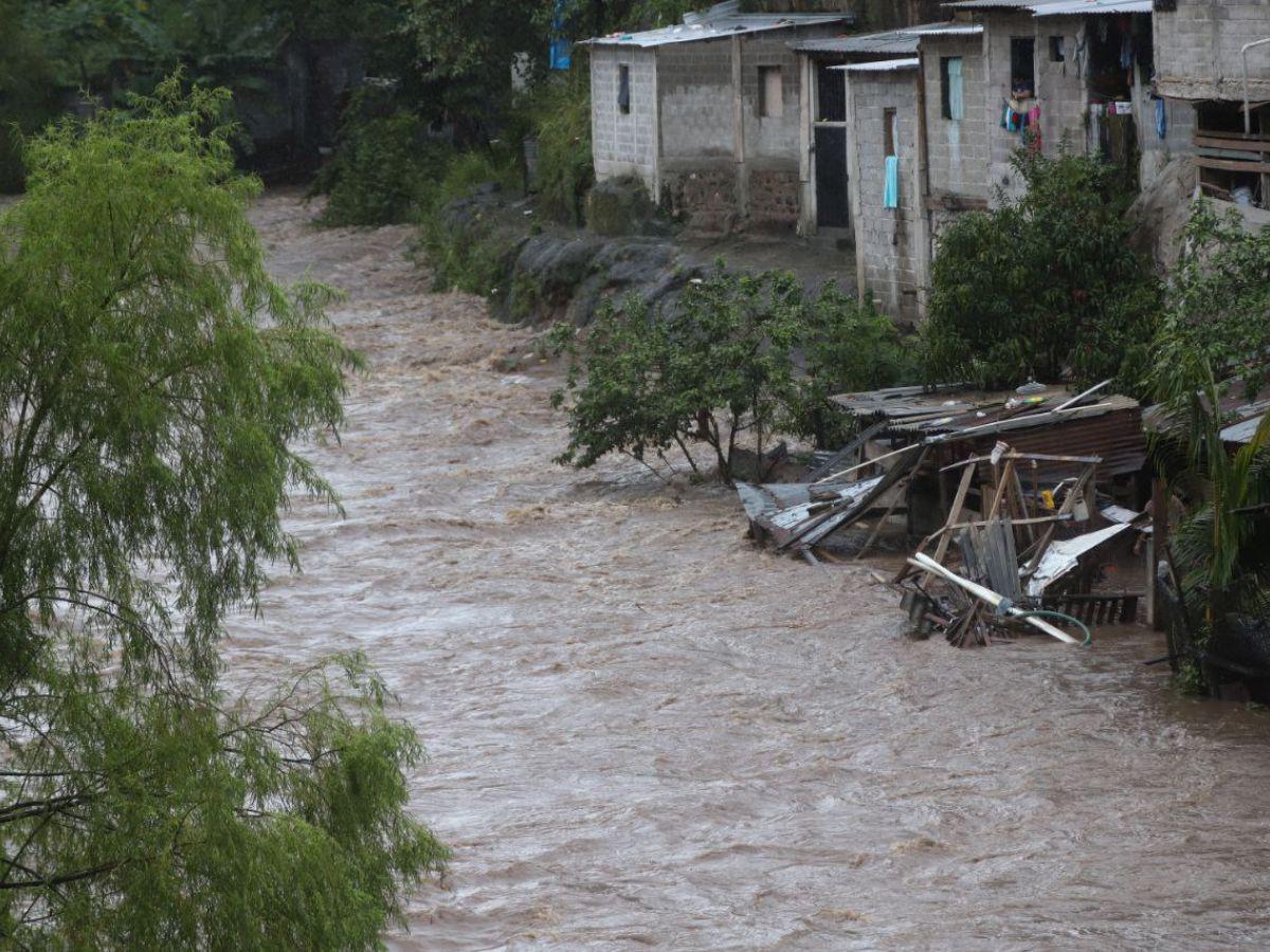 El pueblo ayuda al pueblo: lamentable situación en el río San José