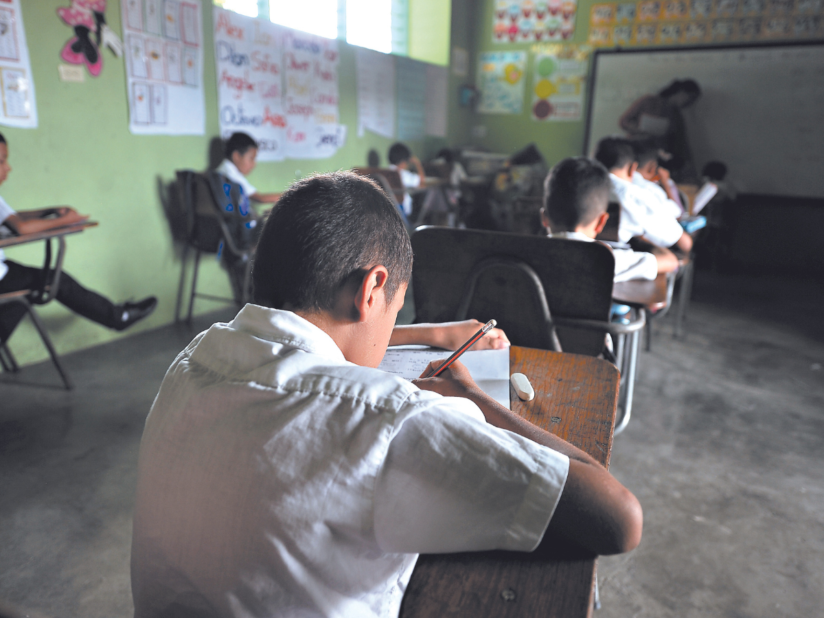 Cada año son menos los jóvenes que terminan el bachillerato