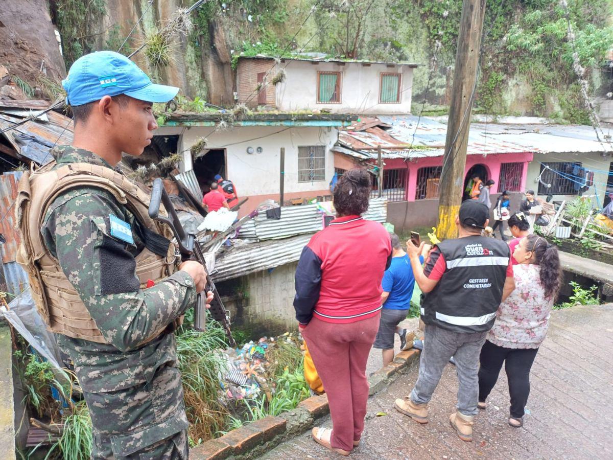 Lluvias por tropical Sara provocan deslizamientos colonia La Peña de la capital