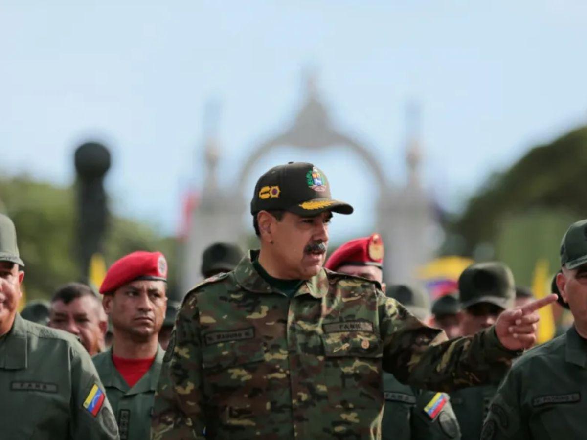 ¿La Fuerza Armada de Venezuela garantizaría la presidencia de Nicolás Maduro?