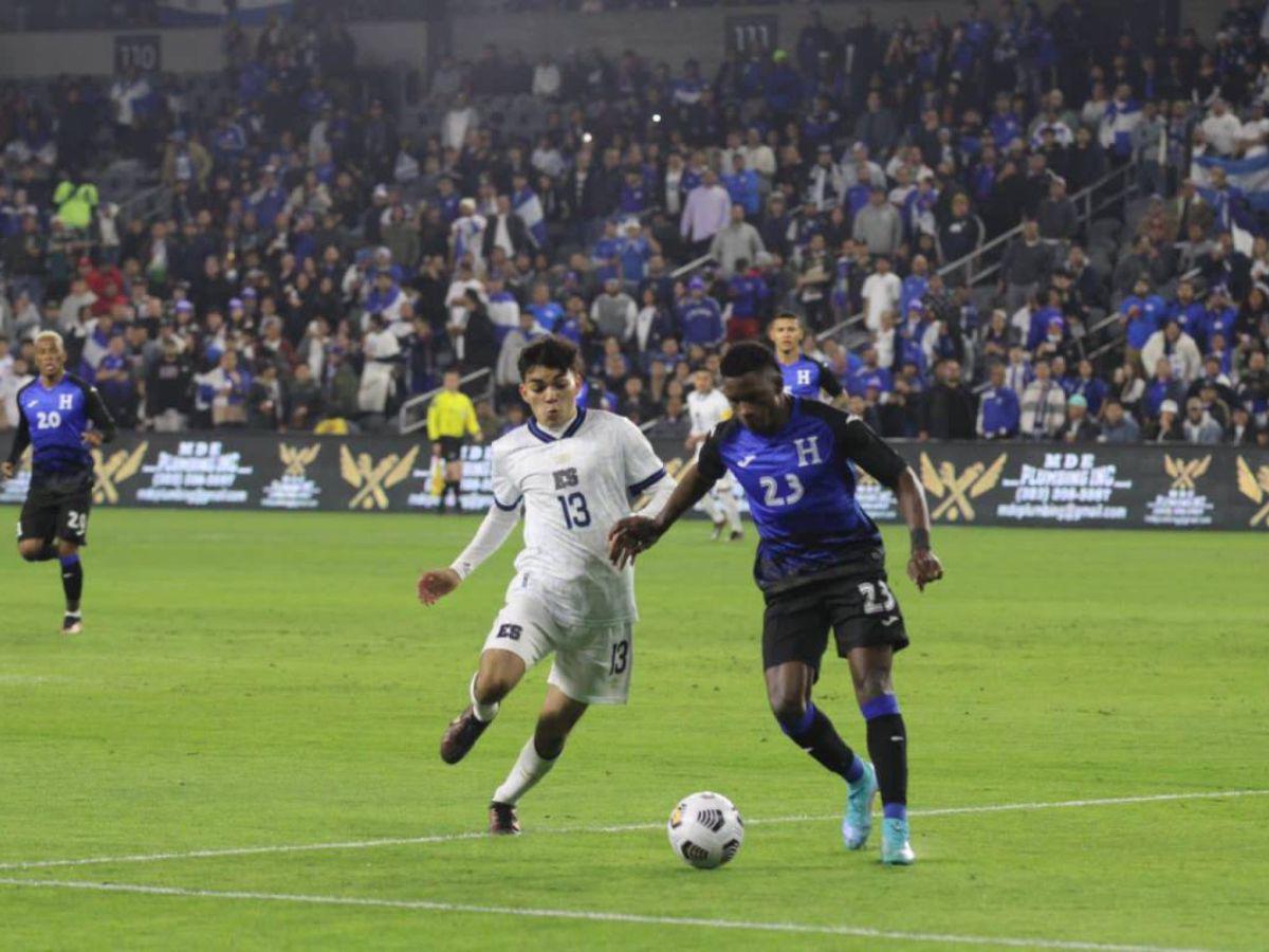 Honduras venció 1-0 a El Salvador en el BMO Stadium de Los Ángeles.