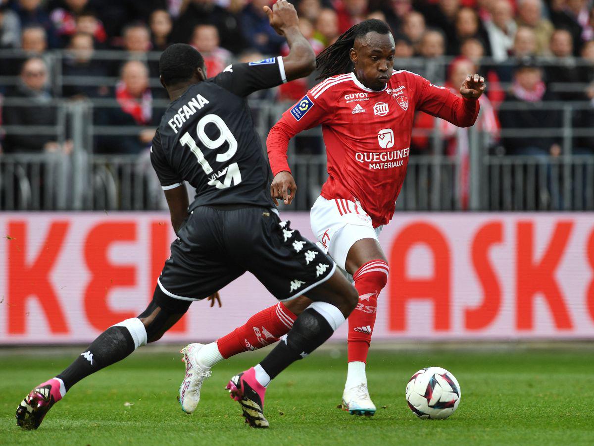 Con Alberth Elis en cancha, Stade Brest cae 1-2 ante Mónaco en casa