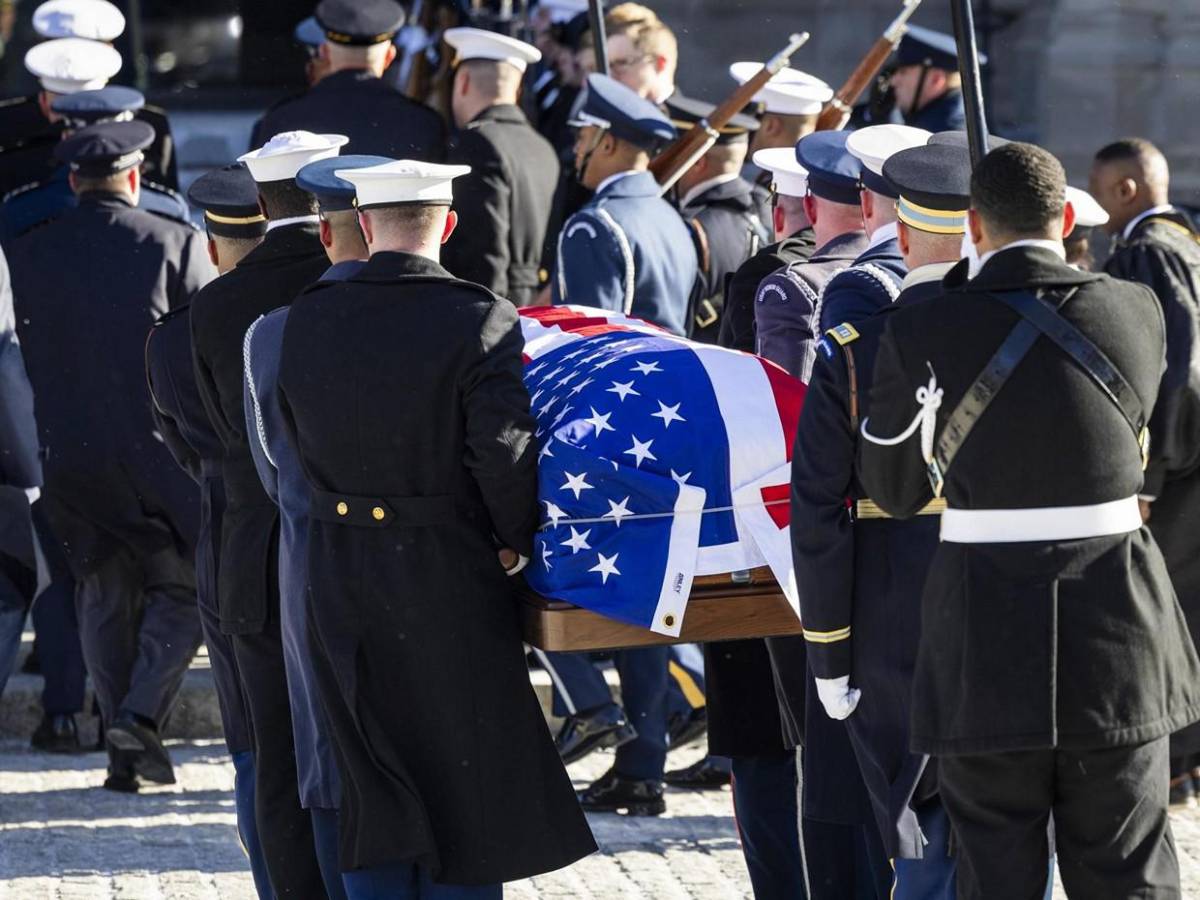 Jimmy Carter recibe homenajes póstumos en su funeral de Estado en Washington