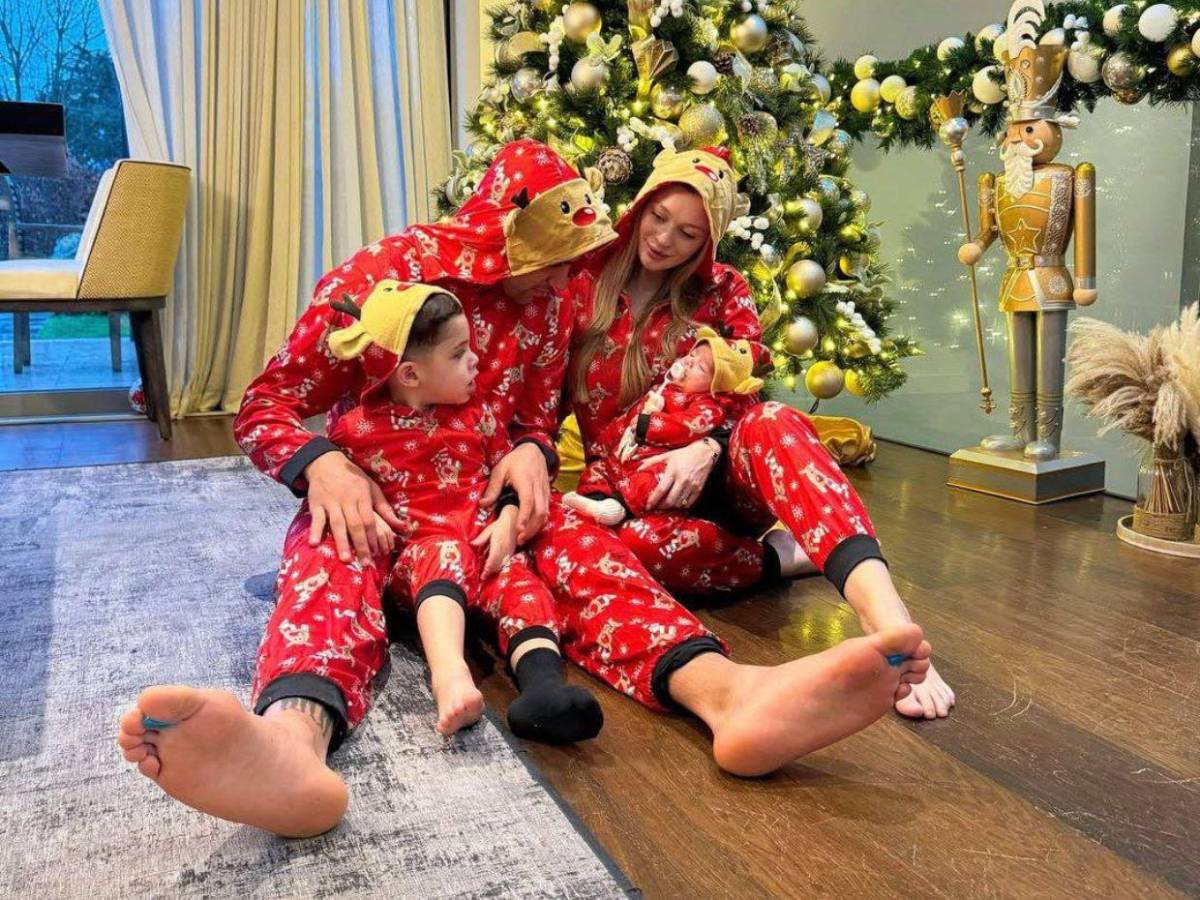 En familia ¡Y hasta vestidos de Santa Claus! Así celebran los futbolistas la Navidad 2024