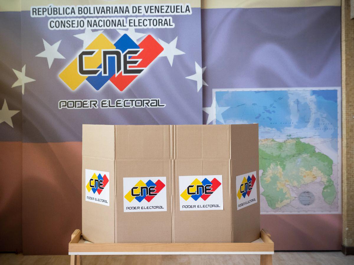 Países de América y Unión Europea piden verificar actas electorales de Venezuela