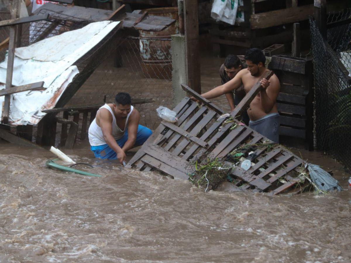 El pueblo ayuda al pueblo: lamentable situación en el río San José