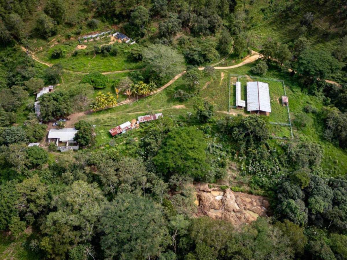 Laguna artificial fue construida como escondite para ocultar botín de Magdaleno Meza