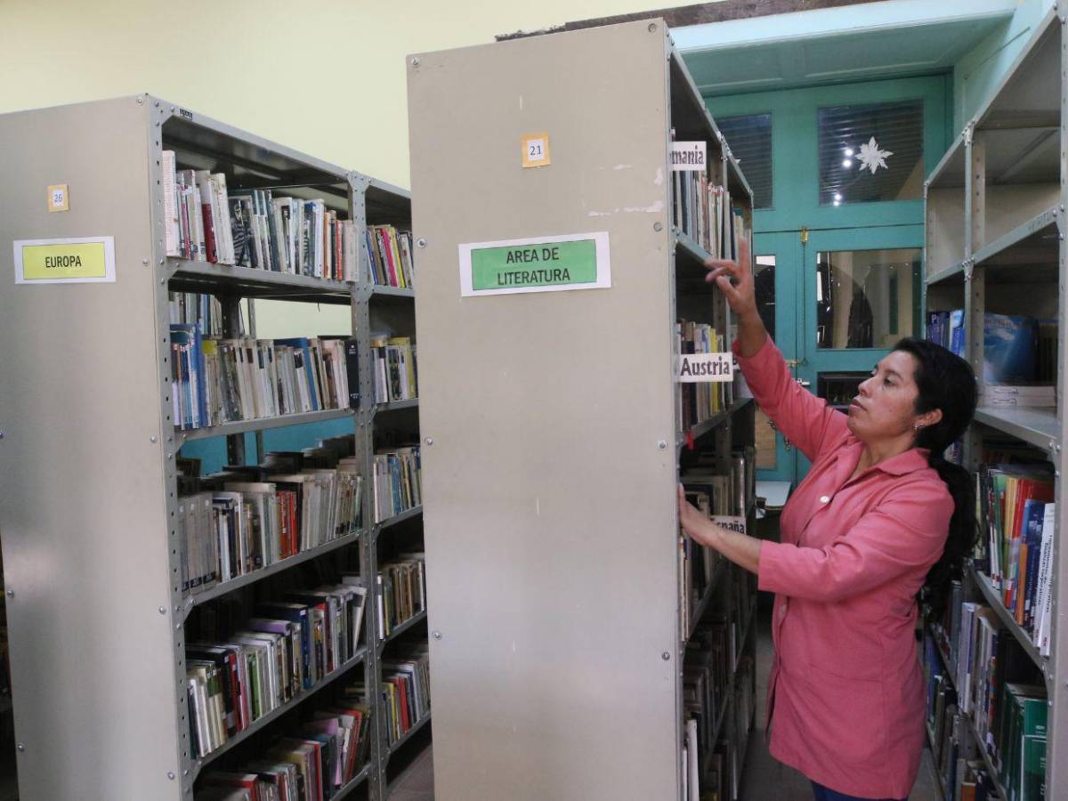 Explorando el saber en la Biblioteca Nacional de Honduras