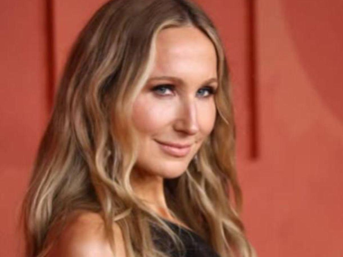 ¿Quién es Nikki Glaser, la comediante señalada de causar incendios en California por chiste en premios?