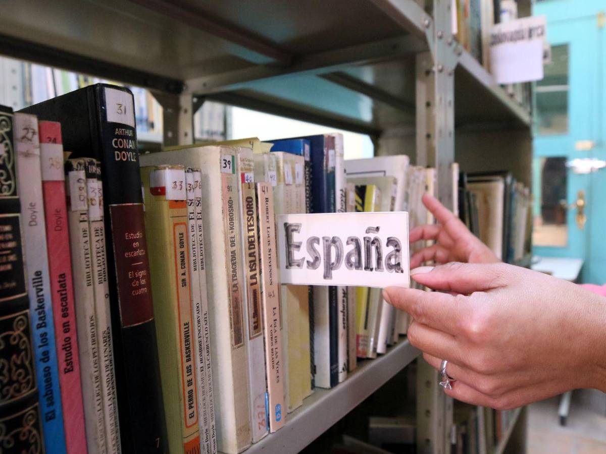 Explorando el saber en la Biblioteca Nacional de Honduras