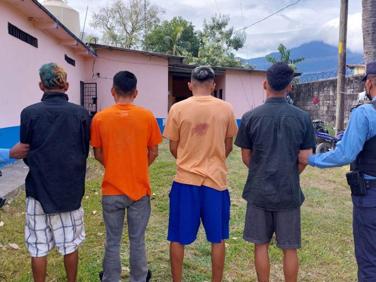 Capturan a cuatro miembros de la banda “Los Chanchitos” en La Ceiba