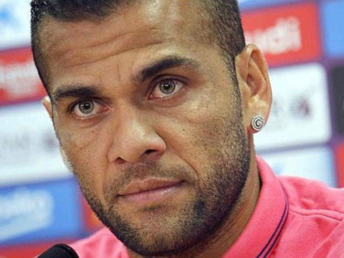 Investigan a Dani Alves por presunta agresión sexual