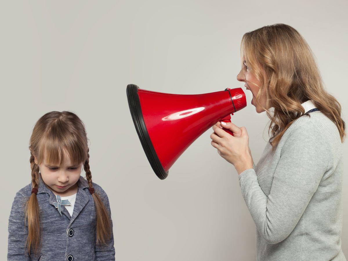 La otra cara de la obediencia: Efectos de educar a niños que acatan órdenes sin objetar