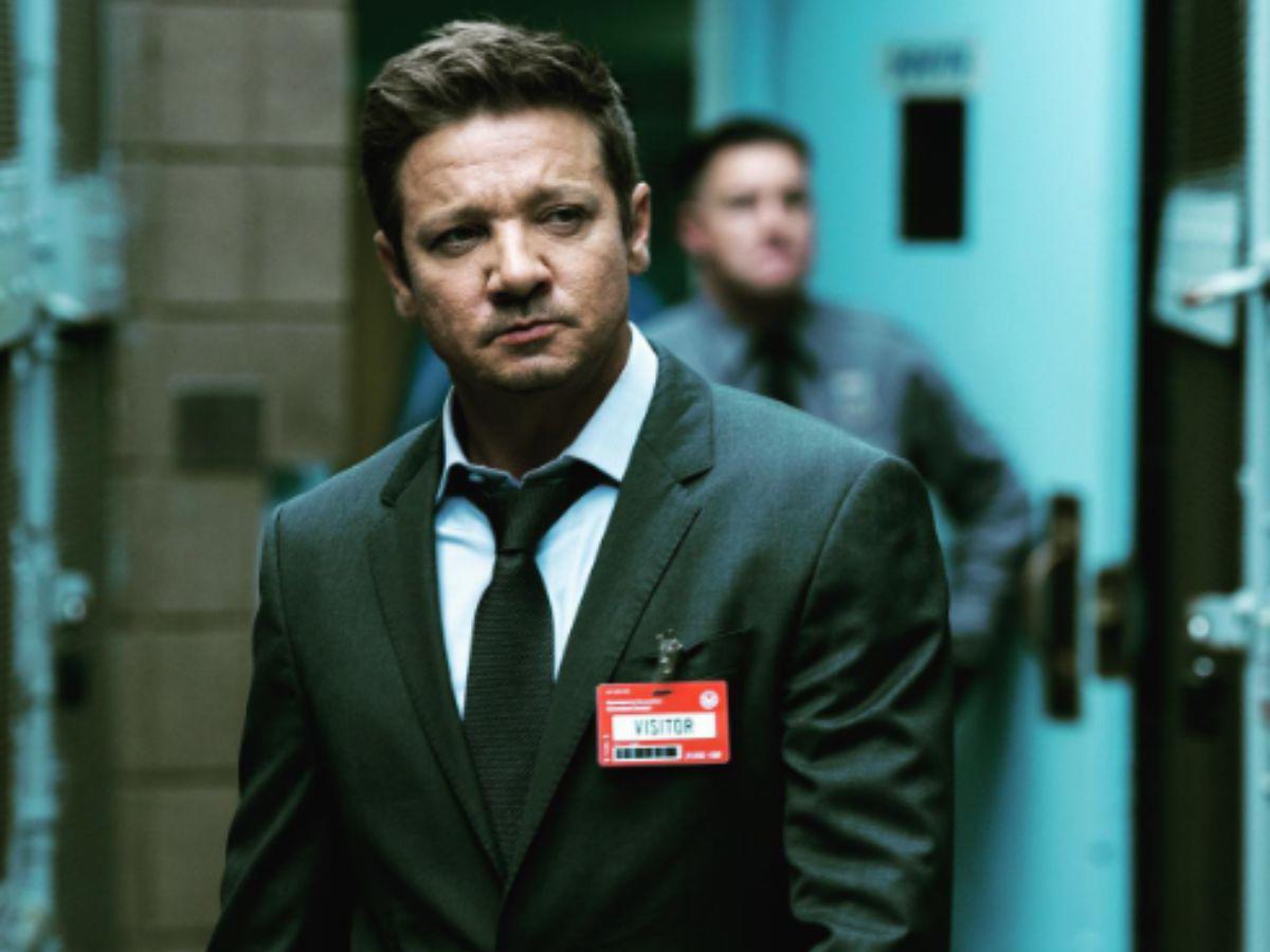 Jeremy Renner ya entrena en una caminadora tras accidente que lo dejó en silla de ruedas