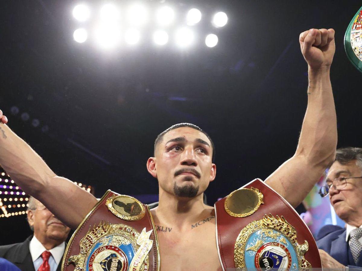 Teófimo López vence a Josh Taylor y es el nuevo campeón de peso superligero de la OMB