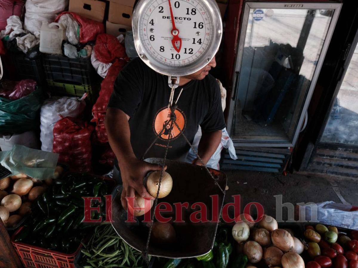 Alta inflación y una rápida depreciación, entre los riesgos del presupuesto 2023