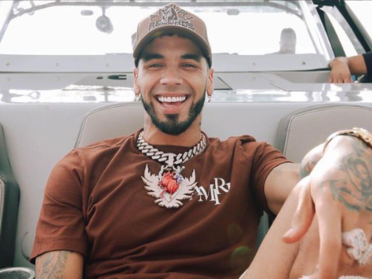 ¿Anuel AA mintió sobre su operación para evadir disco de Bad Bunny?