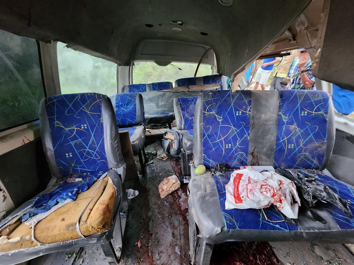 Dos muertos y 12 personas heridas deja volcamiento de bus en la CA-4