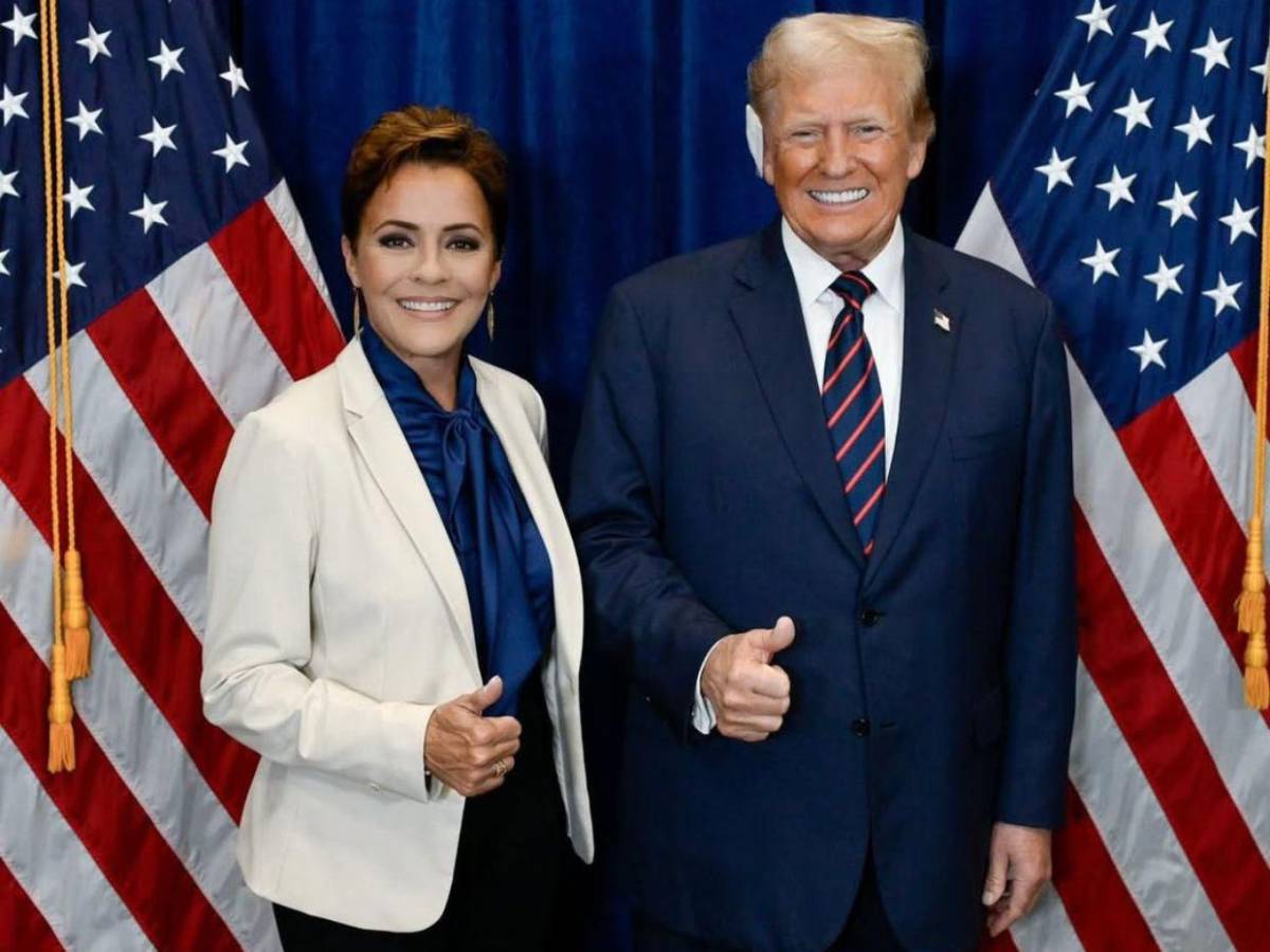 ¿Quién es Kari Lake, nueva directora de La Voz de América nombrada por Trump?