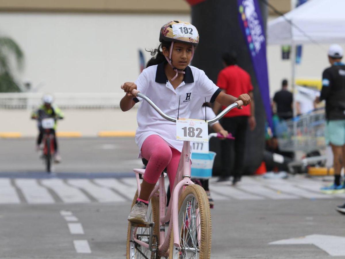 Talento en dos ruedas: las niñas brillaron en la Vuelta Ciclística Infantil 2024