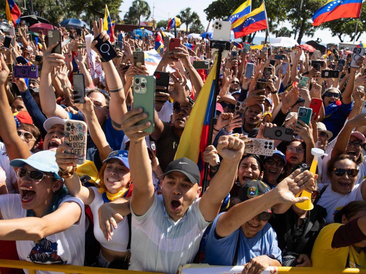 Edmundo González cierra gira internacional en Santo Domingo con esperanza